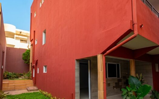 FACADE 8