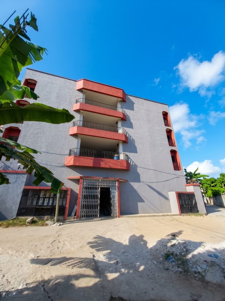 Facade 6